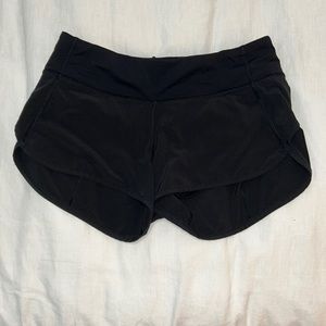 Lululemon shorts size four